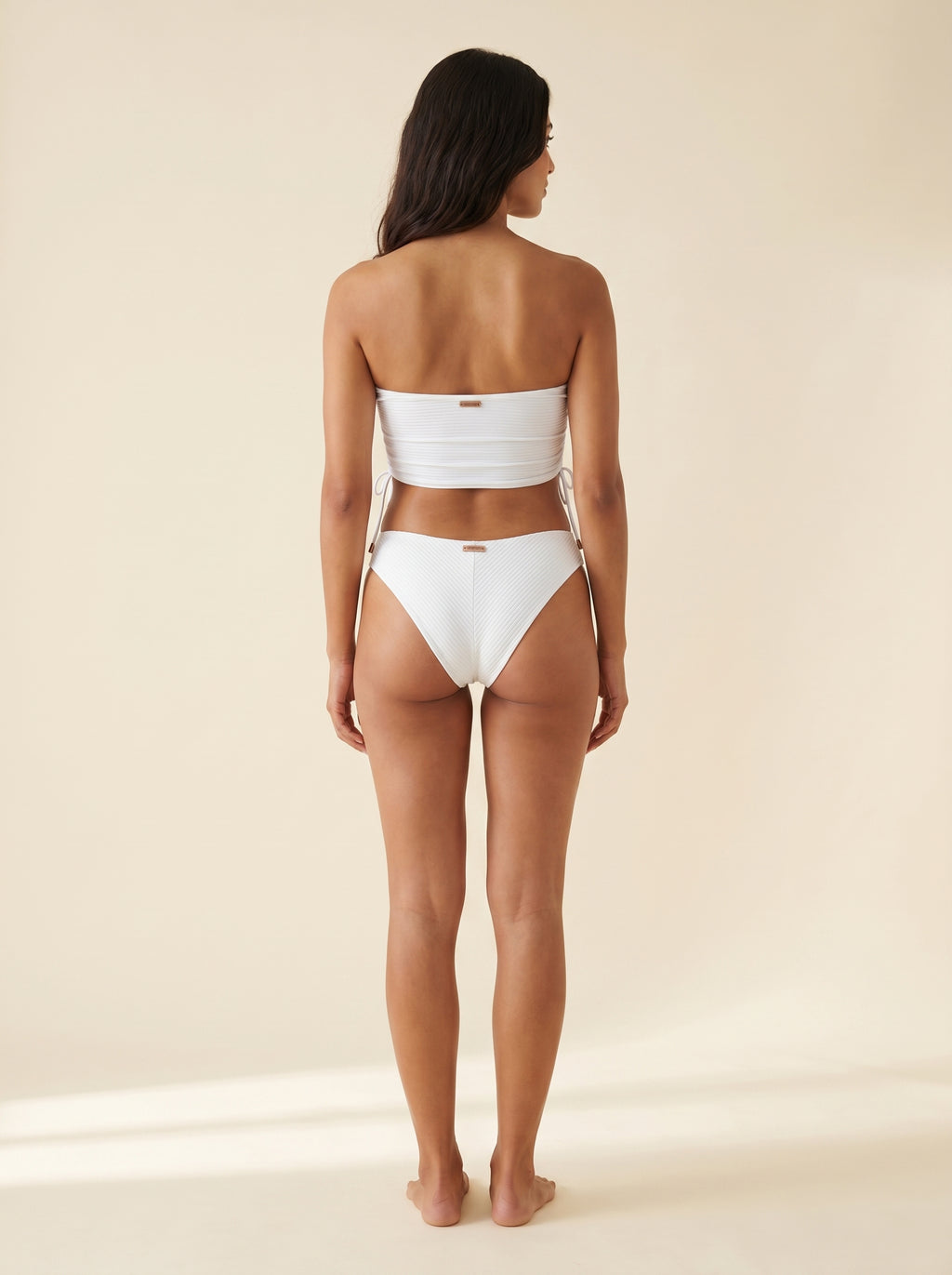 Bikini CANNES y LIGNE sobre modelo — colección SHINE, Gemma Atelier